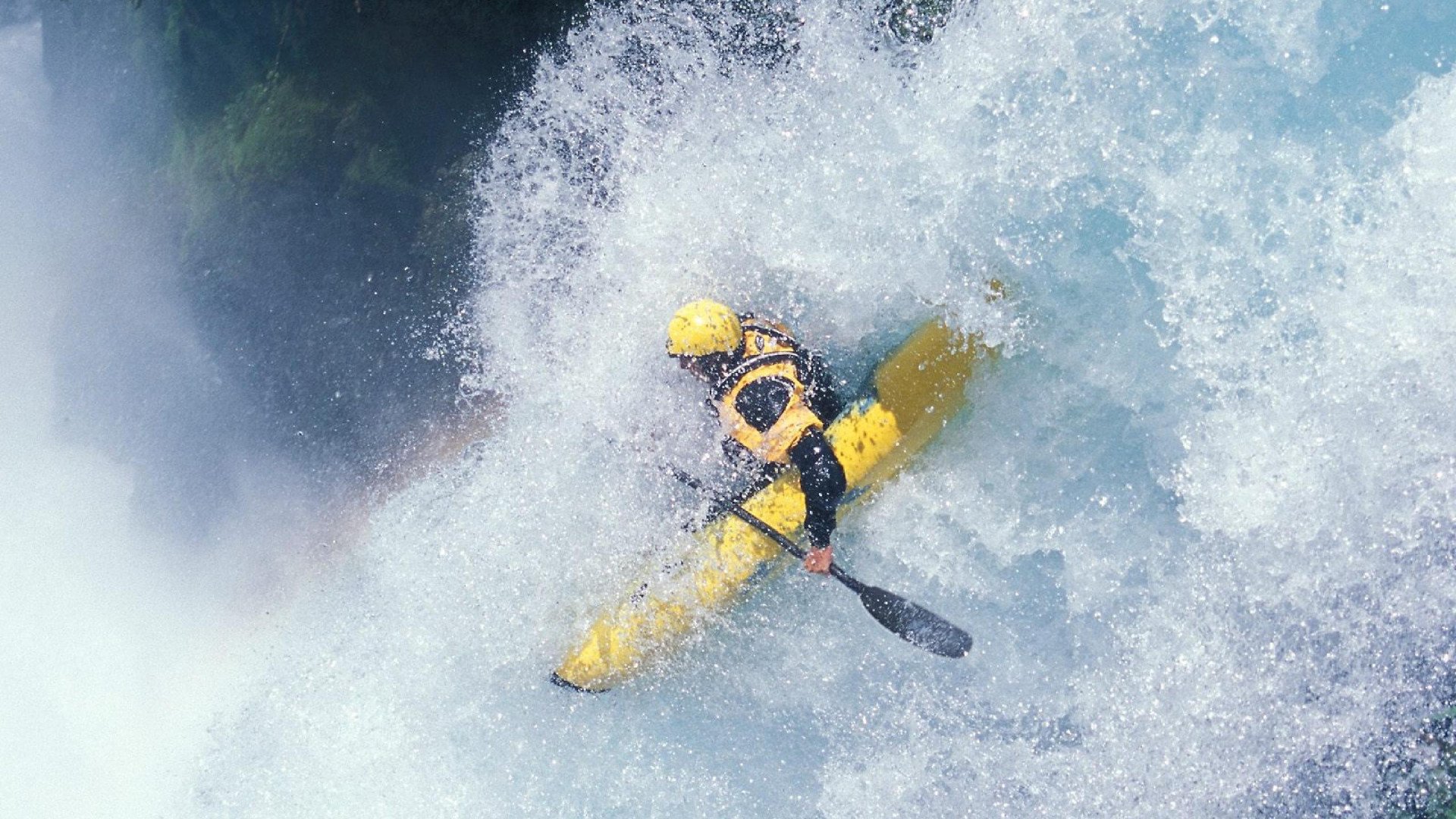 开云在线直播-围城内外，F1年度争冠之夜的引擎轰鸣与人心失序
